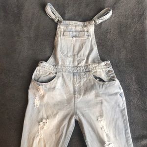 Light-wash Ripped Overalls (Size US 29)